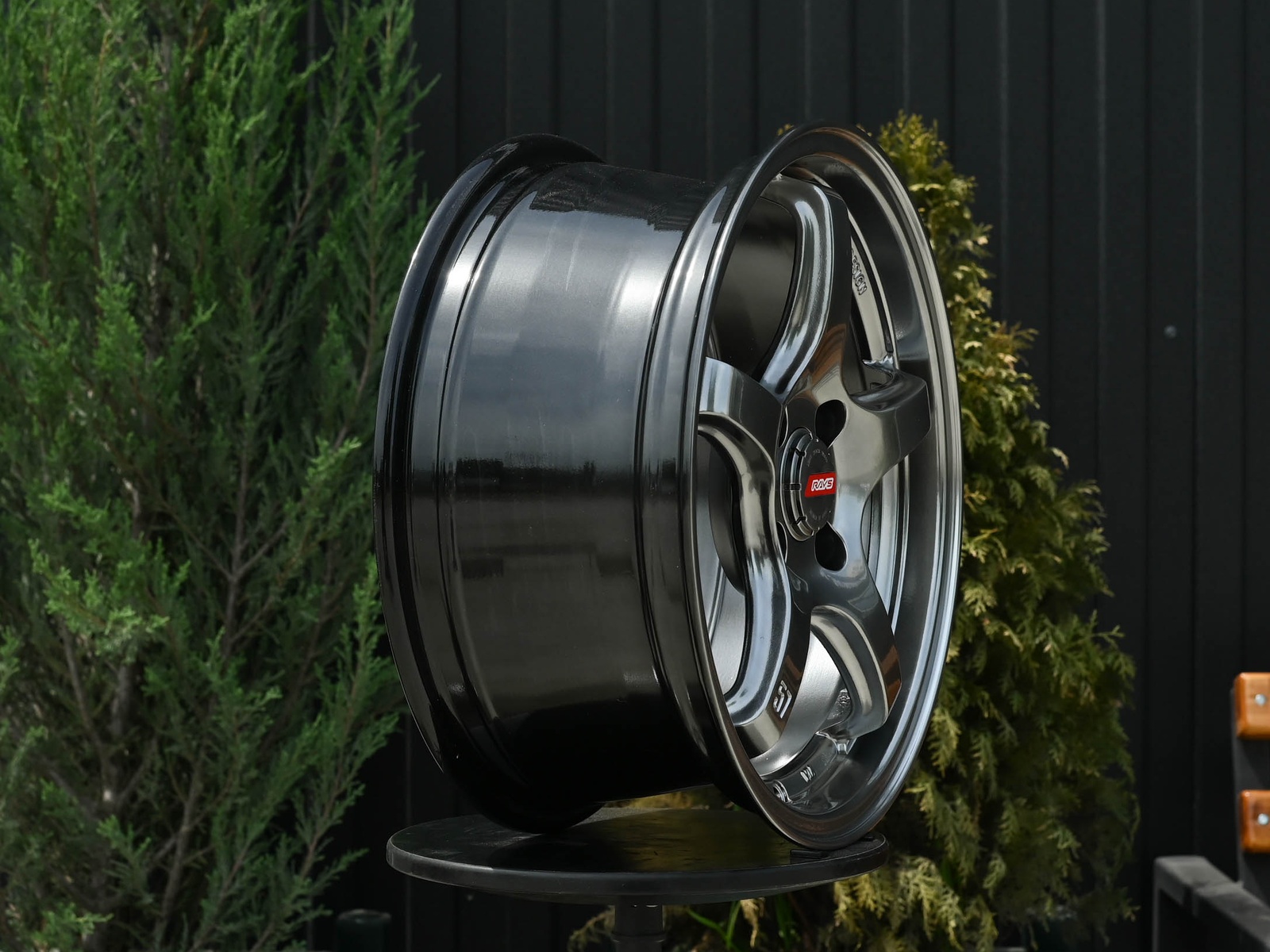 R16 Rays Gram 57CR Стиль 7.0J ET40 4*100 Гипер