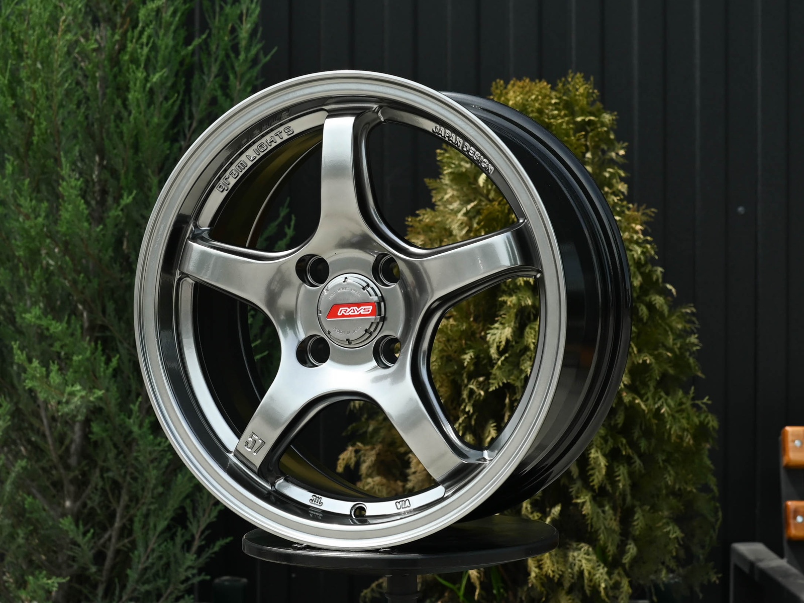 R16 Rays Gram 57CR Стиль 7.0J ET40 4*100 Гипер