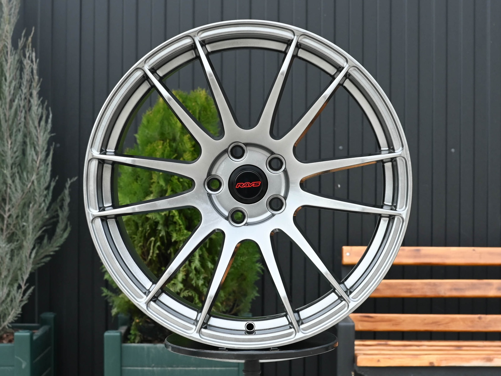 R19 Rays Gram 57Xtreme Стиль 9.5J ET35 5*112 Темный хром