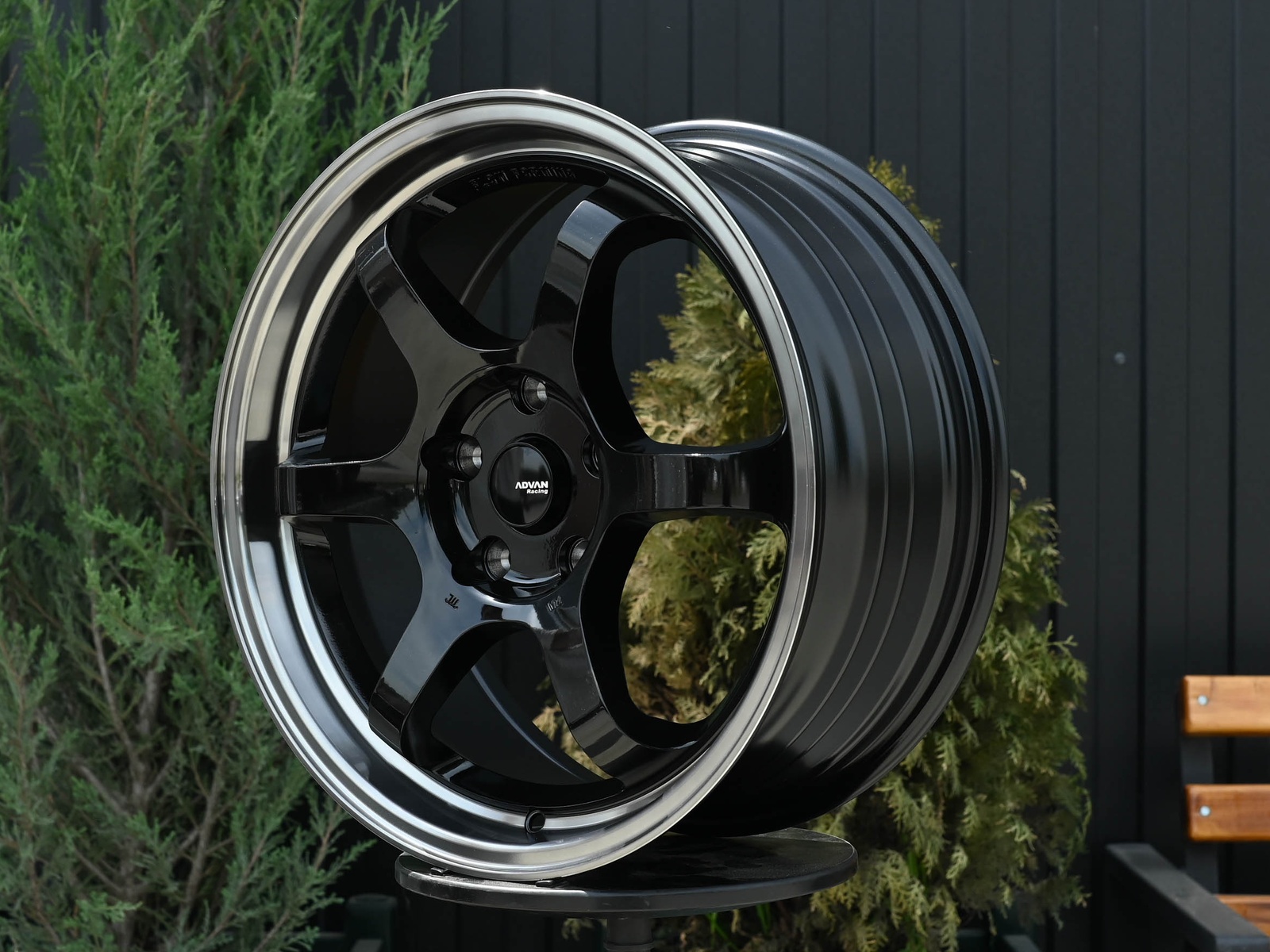 R17 Taigiro R6 7.5J ET38 5*114.3 Черный
