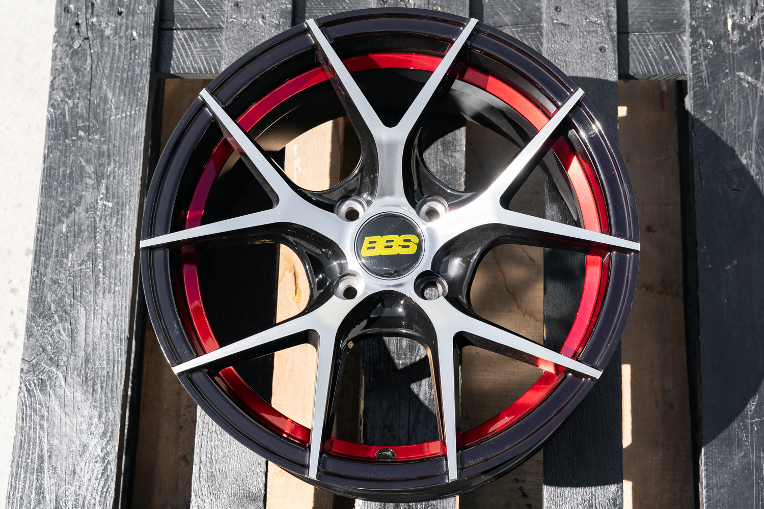 NEW! Комплект дисков RGW 8832 R16 7.0j ET35 4*100 (T052) BBS