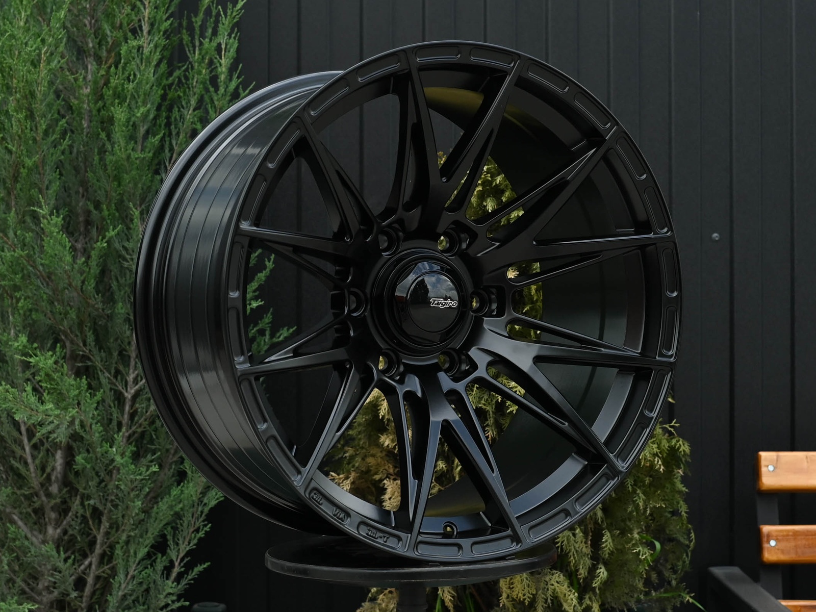 R18 Taigiro Orbital ROAD 9.0J ET0 6*139.7 Черный