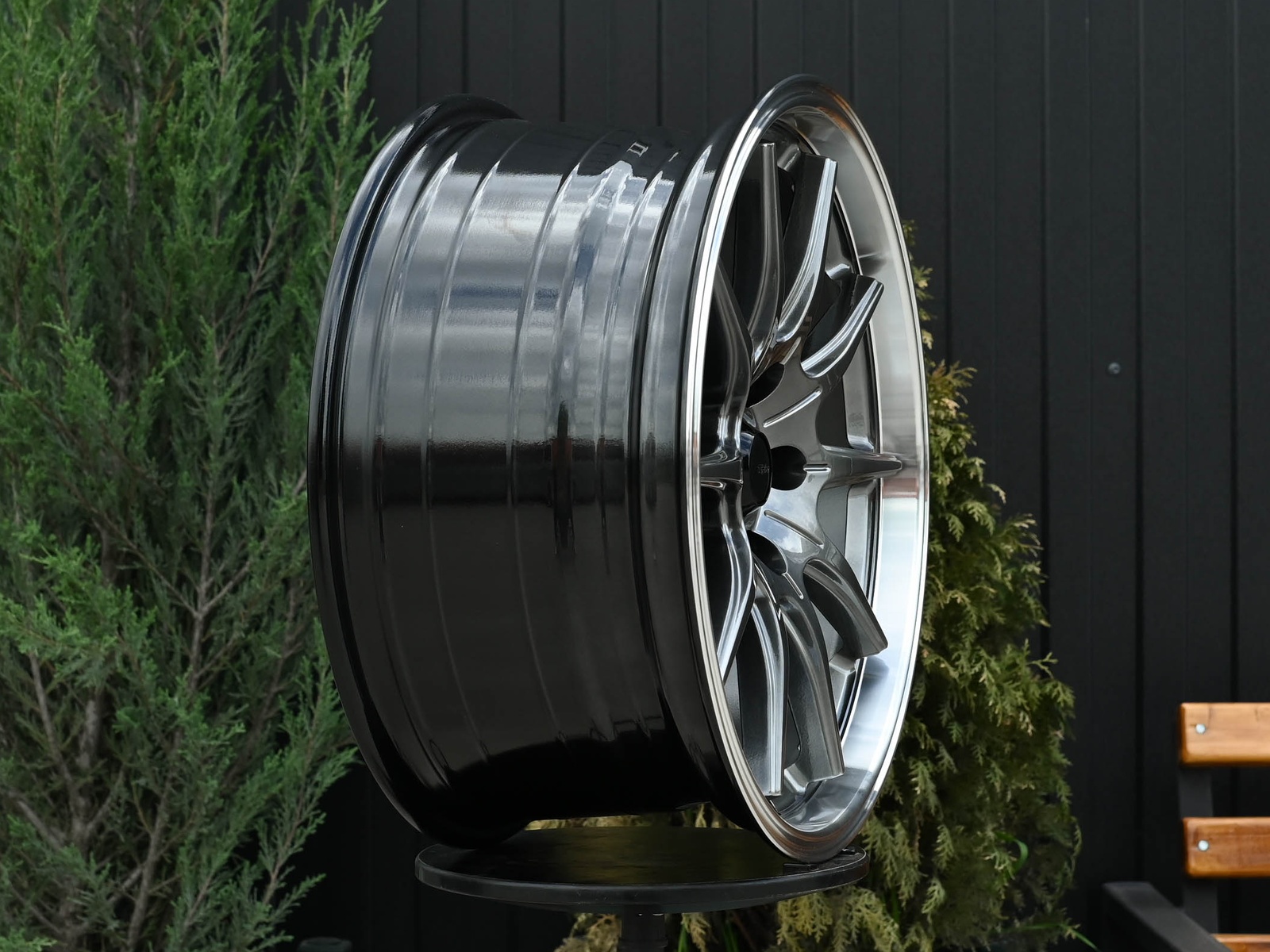 R18 Taigiro Arashi 8.5J ET35 5*114.3 Темный хром