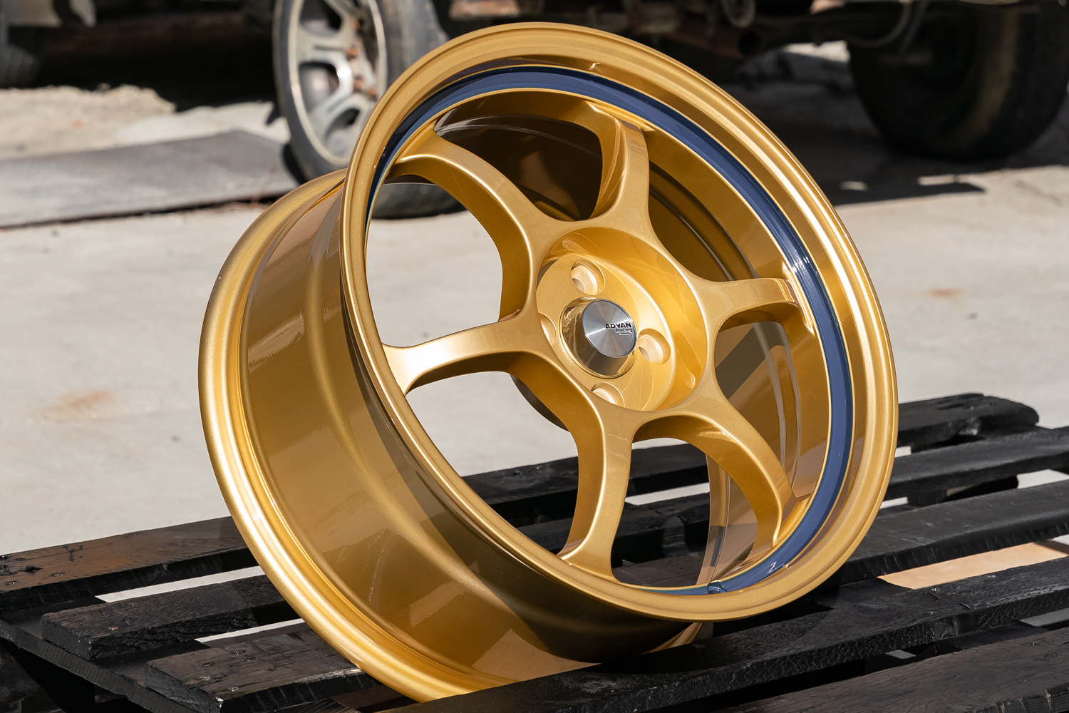 NEW! Комплект Style Advan RG R17 8.0j ET38 4*100 (E074)