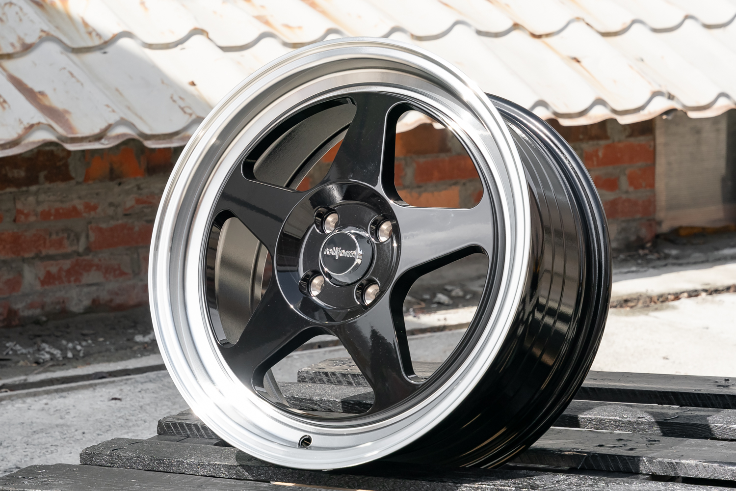 NEW! Комплект дисков RGW 5037 R17 7.5j ET38 4*100 (T362) Rotiform