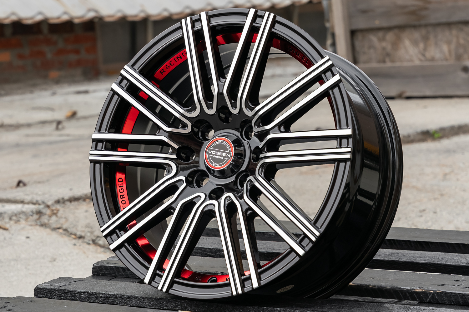 NEW! Комплект дисков RGW 8819 R15 6.5j ET38 4*100/4*114.3 (T424) Vossen