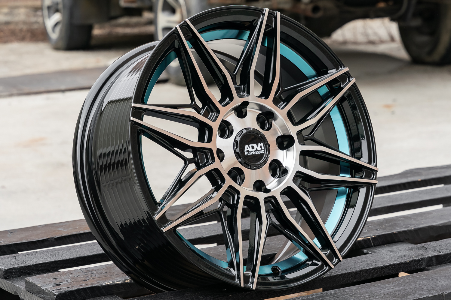 NEW! Комплект дисков RGW 036 R15 6.5j ET38 4*100/4*114,3 (T410) ADV.1