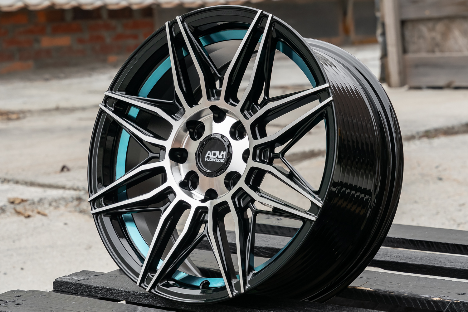 NEW! Комплект дисков RGW 036 R15 6.5j ET38 4*100/4*114,3 (T410) ADV.1