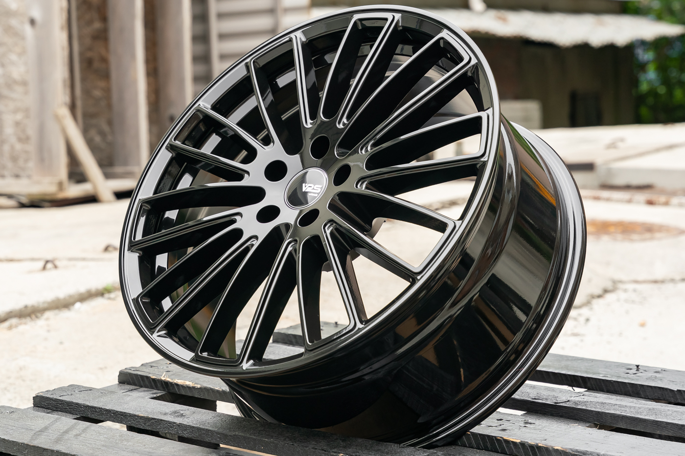 NEW! Комплект VPS 6248 R19 8.5j ET35 5*108 (J224)