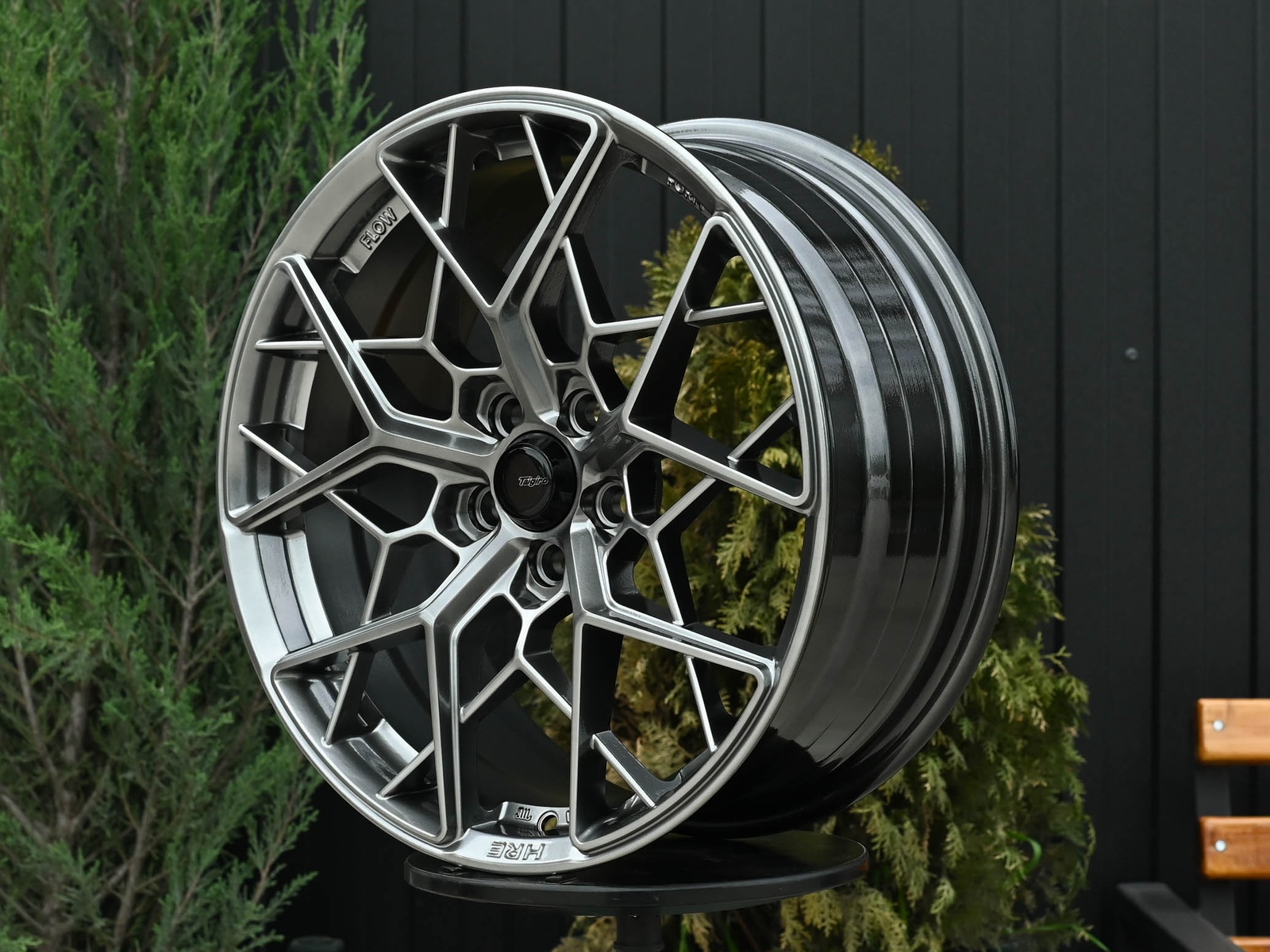 R17 HRE FF10 Стиль 7.5J ET38 5*114.3 Темный хром