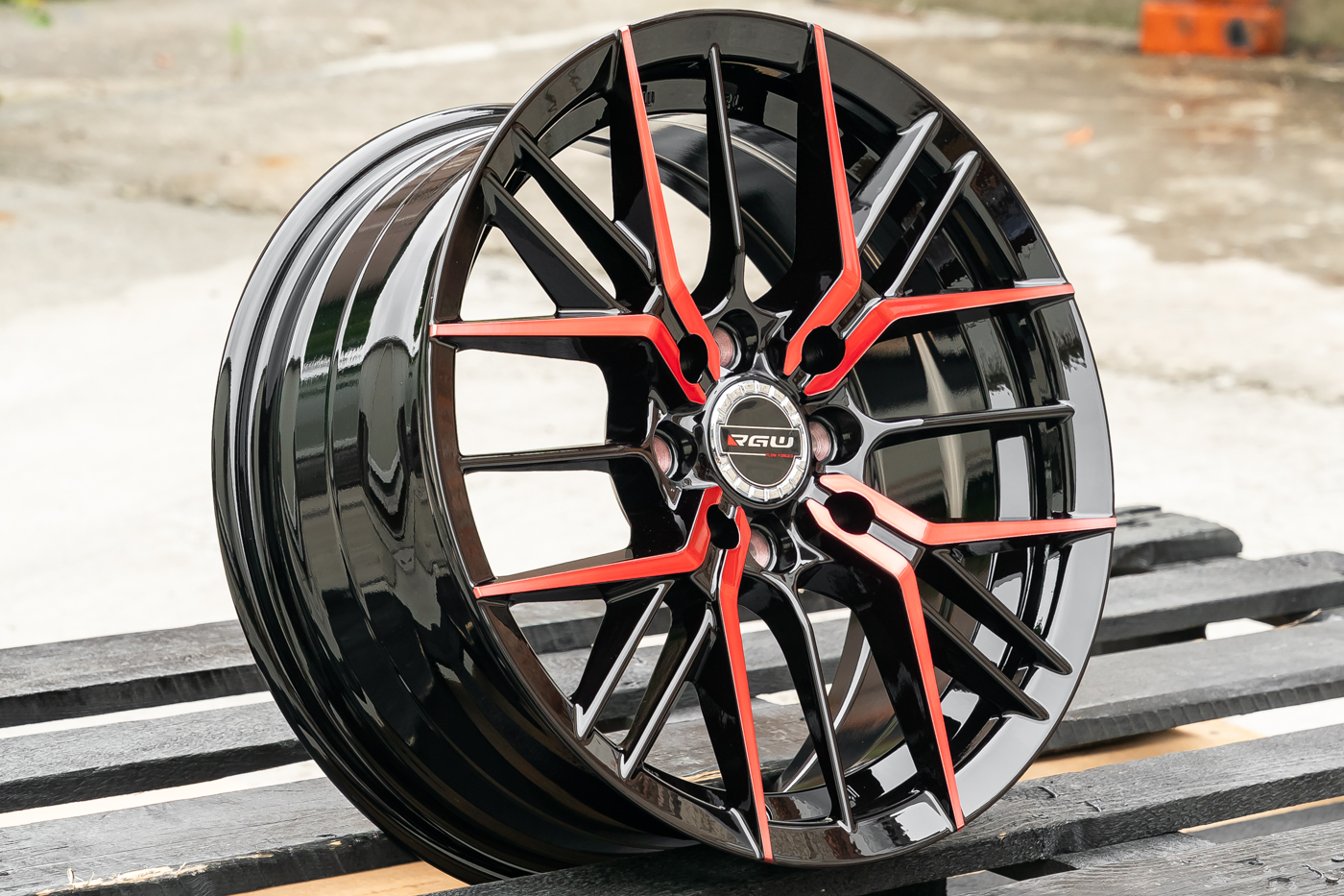 NEW! Комплект дисков RGW 05 R15 6.5j ET38 4*100/4*114.3 (T348)