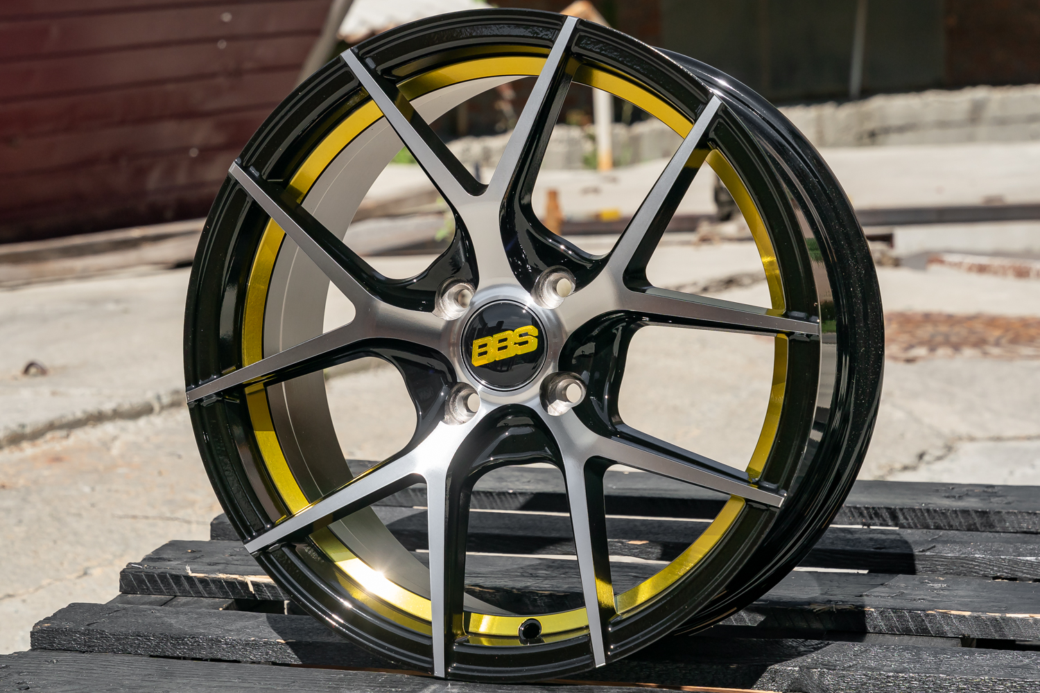 NEW! Комплект дисков RGW 8832 R16 7.0j ET35 4*100 (T496) BBS