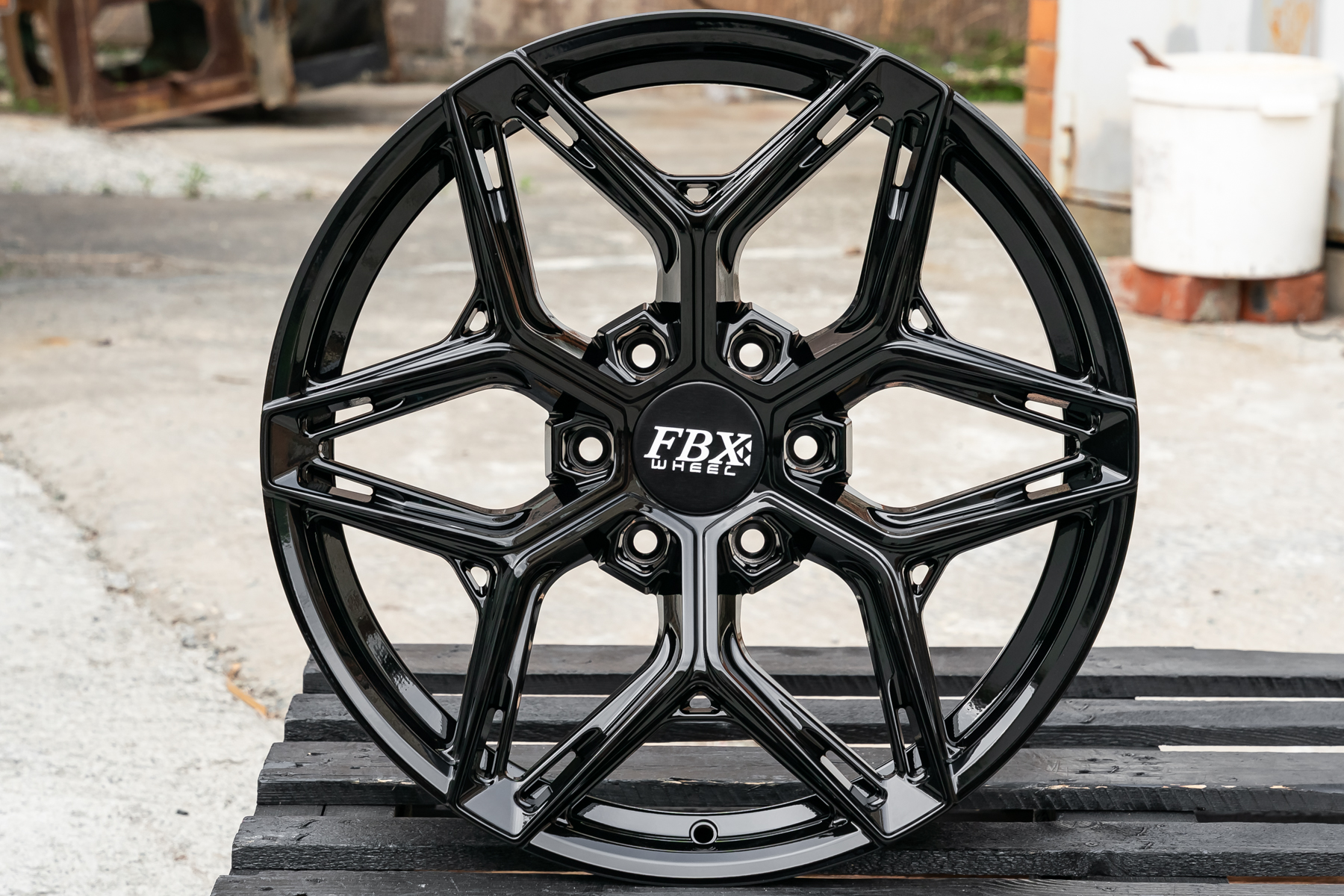 NEW! Комплект дисков FBX 5672 R20 J9.0 ET+15 6*139.7 (R665)