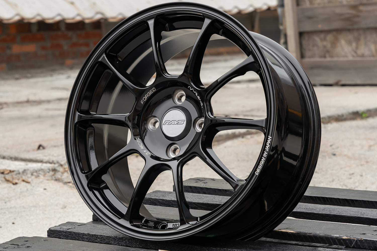 NEW! Комплект дисков RGW 8911 R16 7.0j ET38 4*100 (T425) RAYS Volk Racing ZE40