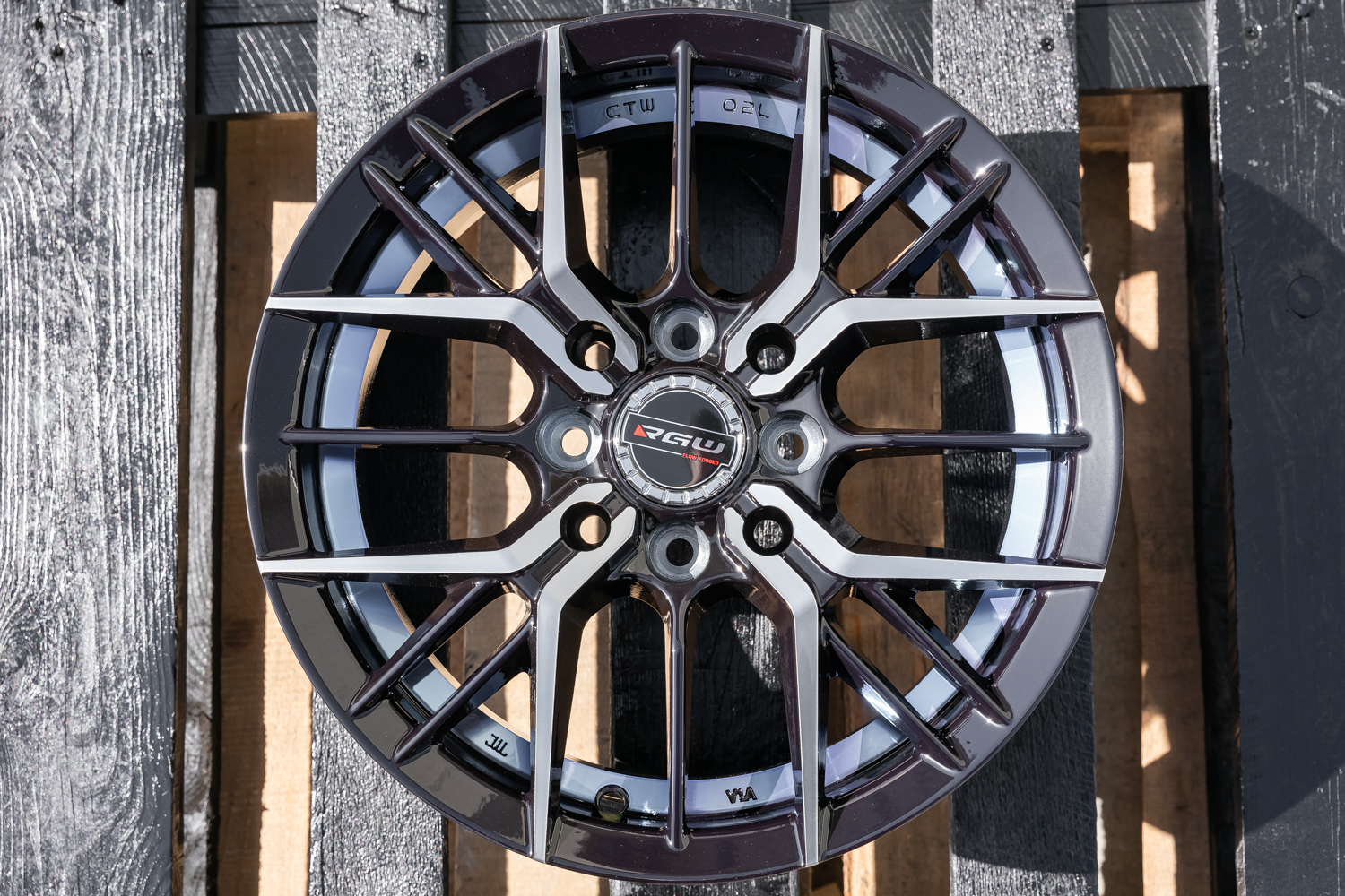 NEW! Комплект дисков RGW 05 R14 5.5j ET38 4*100/4*114.3 (T341)