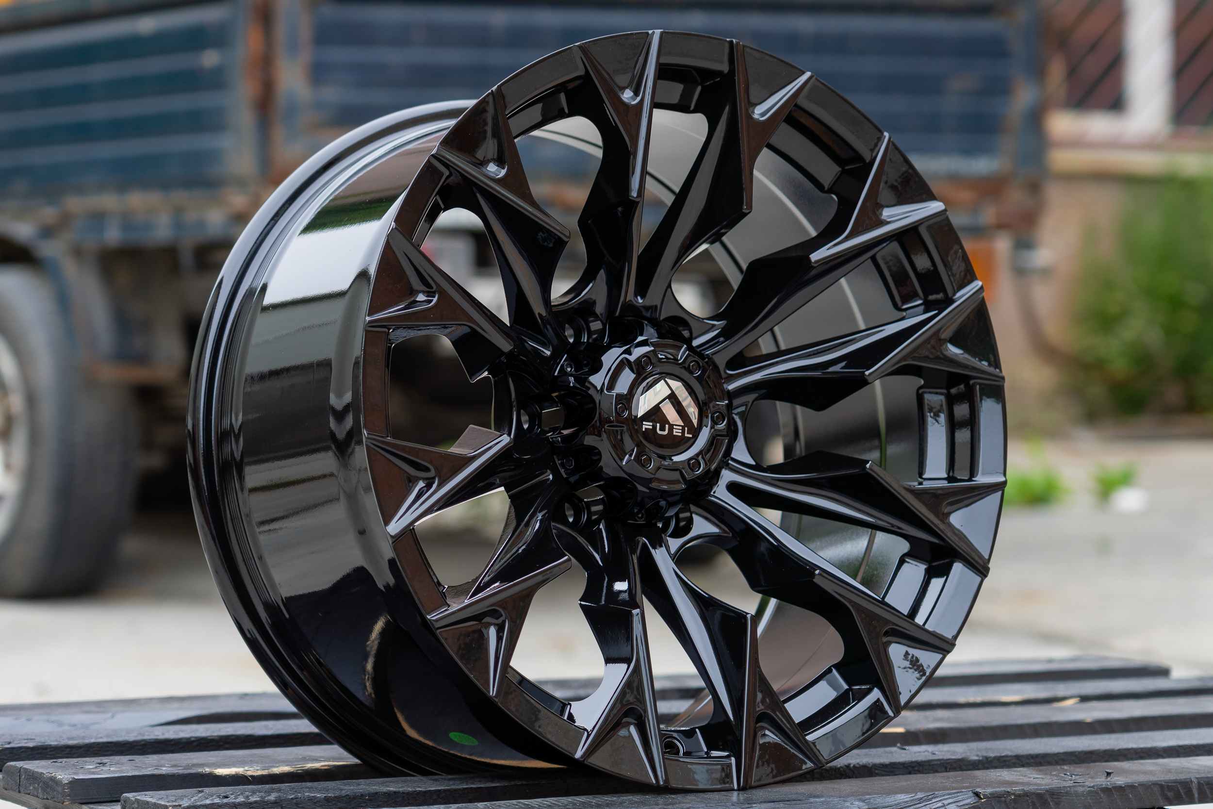 NEW! Комплект дисков FBX 227-8 R18 J9 ET+0 6*139.7 (R684)