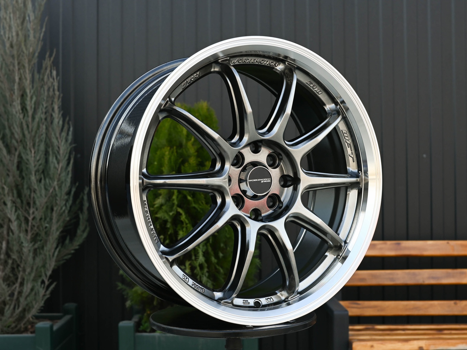 R17 Work Emotion ZR10 Стиль 7.5J ET40 4*100/114.3 Темный хром