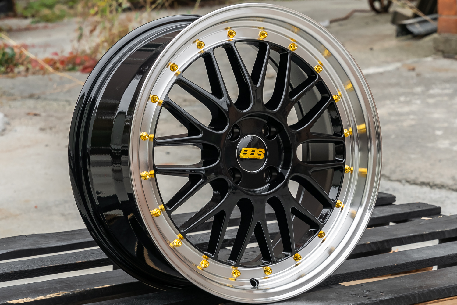 NEW! Комплект дисков BBS LM R17 7.5J ET35 4*100 (F144)