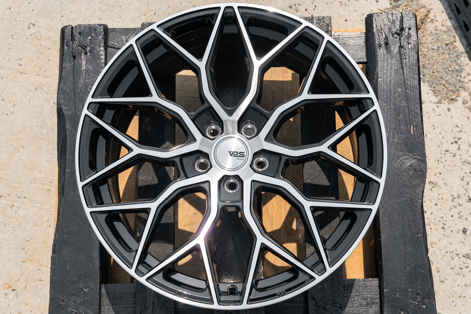 NEW! Комплект дисков Style VPS HF2 R17 7.5j ET40 5*112 (G548)