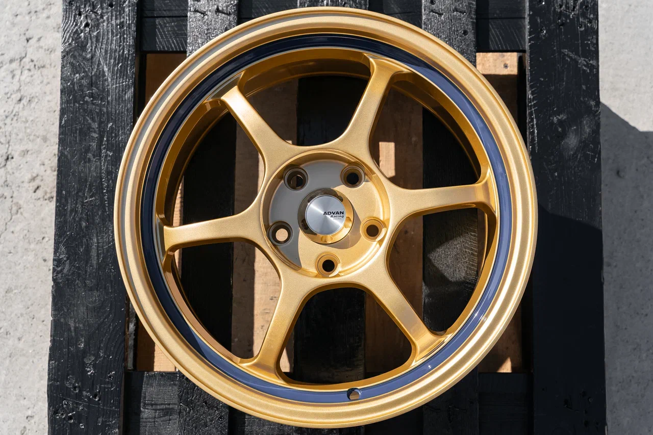 NEW! Комплект Style Advan RG R17 8.0j ET35 5*114.3 (E075)