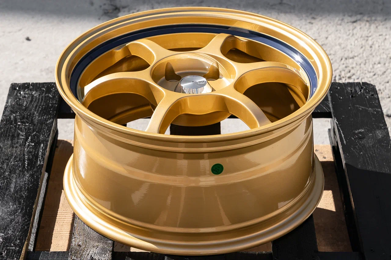 NEW! Комплект Style Advan RG R17 8.0j ET35 5*114.3 (E075)