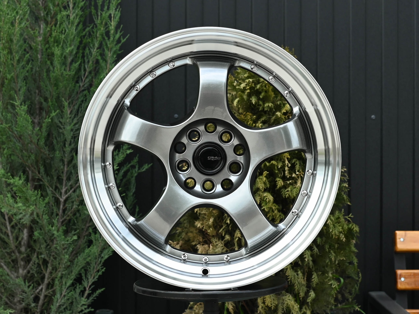 R17 SSR SP1 Стиль 7.5J ET38 5*100/114.3  Темный хром