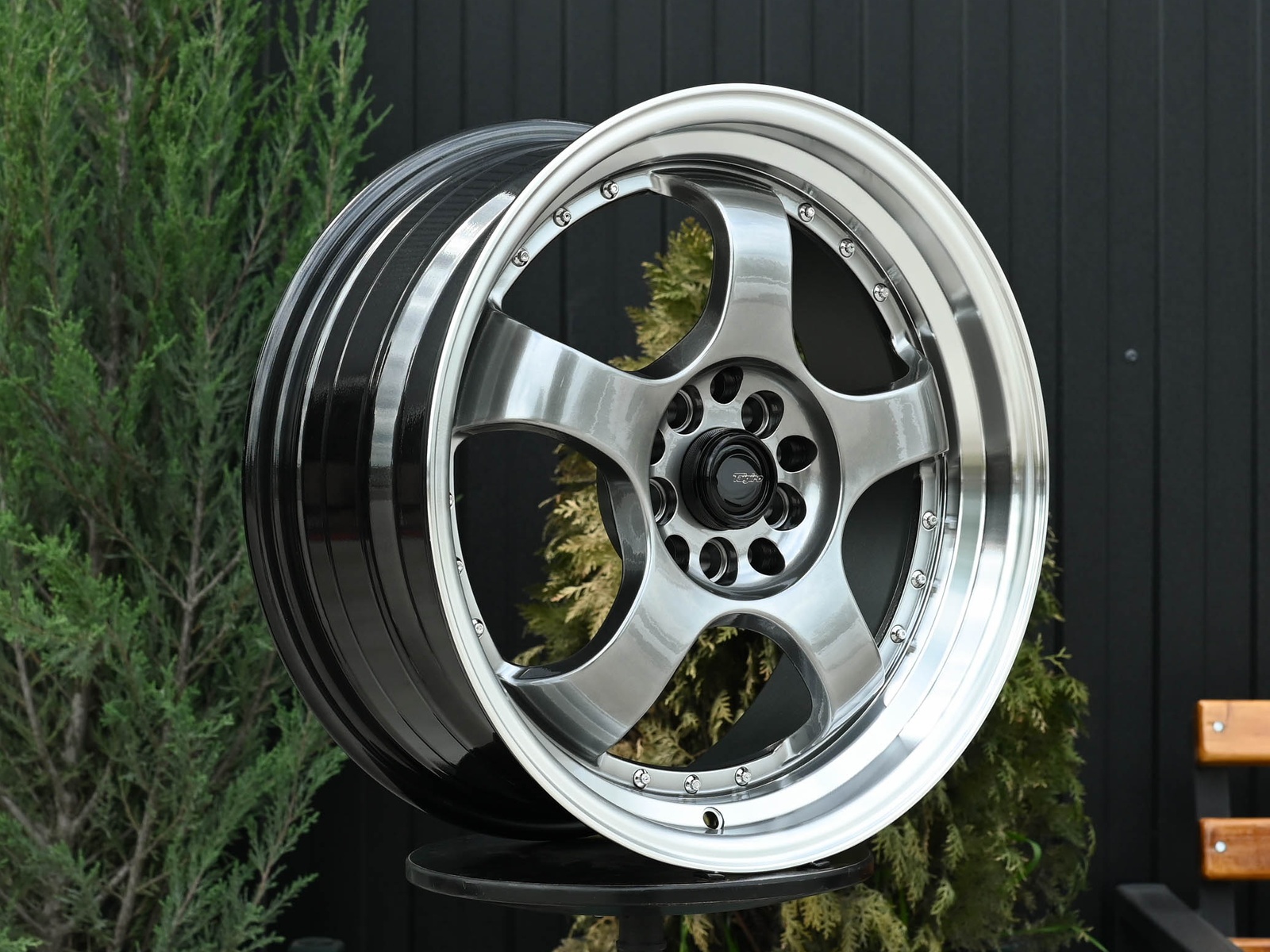 R17 SSR SP1 Стиль 7.5J ET38 5*100/114.3  Темный хром