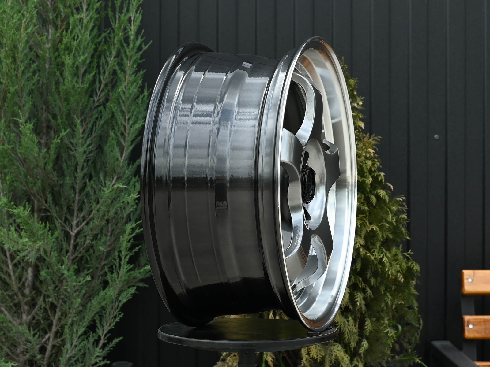R17 SSR SP1 Стиль 7.5J ET38 5*100/114.3  Темный хром