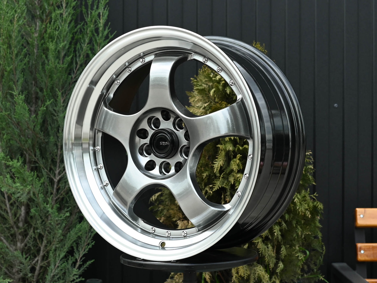R17 SSR SP1 Стиль 7.5J ET38 5*100/114.3  Темный хром