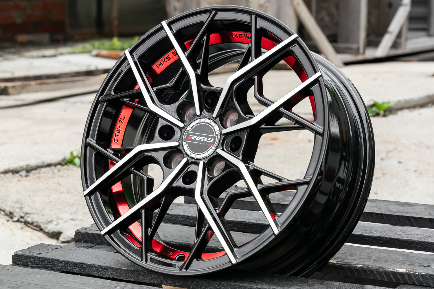 NEW! Комплект дисков RGW 03 R15 6.5j ET38 4*100/4*114.3 (T536) Vossen