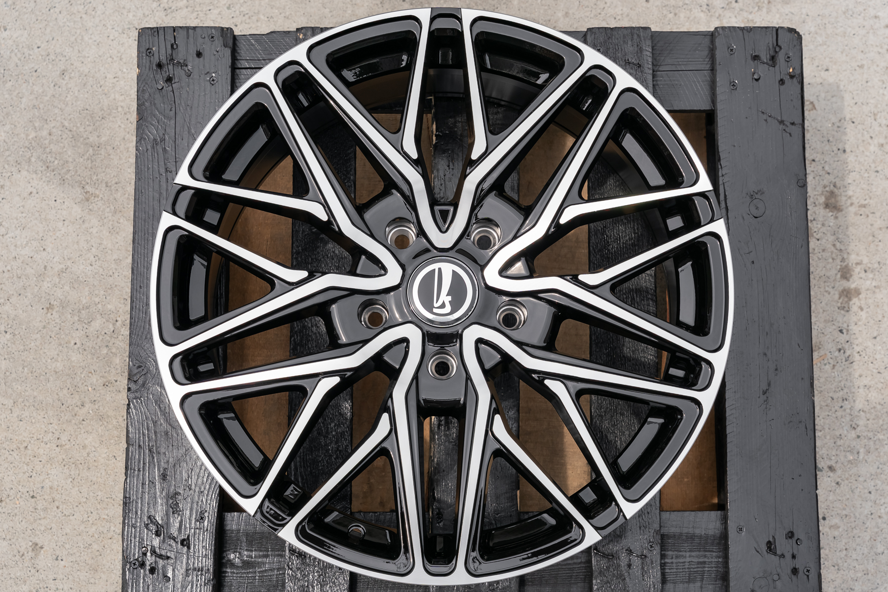 NEW! Комплект дисков NIVA 4102 R20 8.5j ET40 5*139.7 (G530) NN Лада