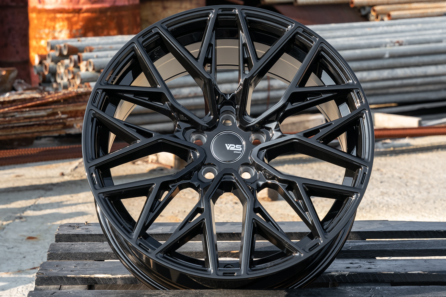 NEW! Комплект дисков VPS HF6-5 R18 8.5j ET38 5*108 (G534) NN Vossen