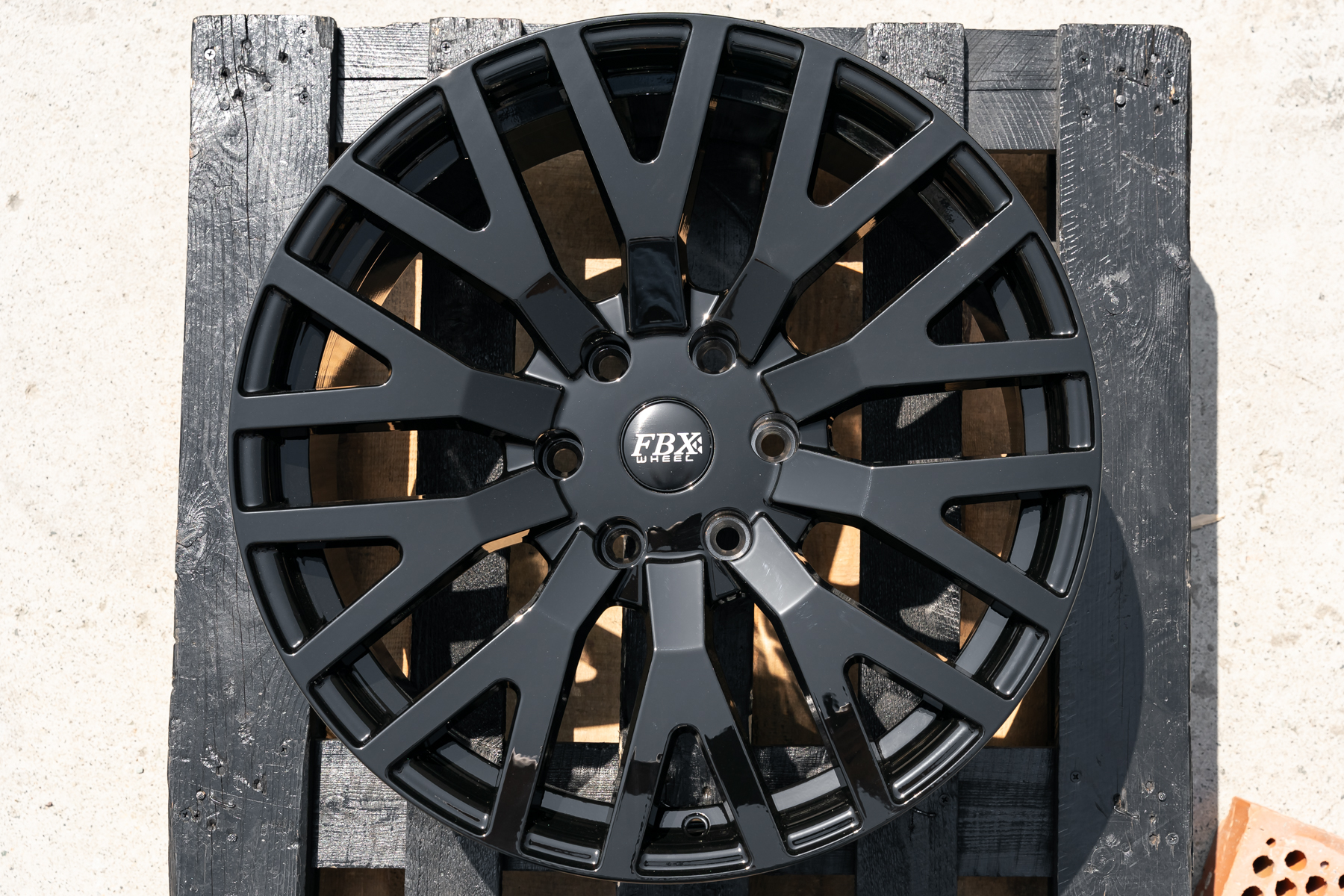 NEW! Комплект дисков FBX Kahn RS-2 R20 J8.5 ET+20 6*139.7 (R659)