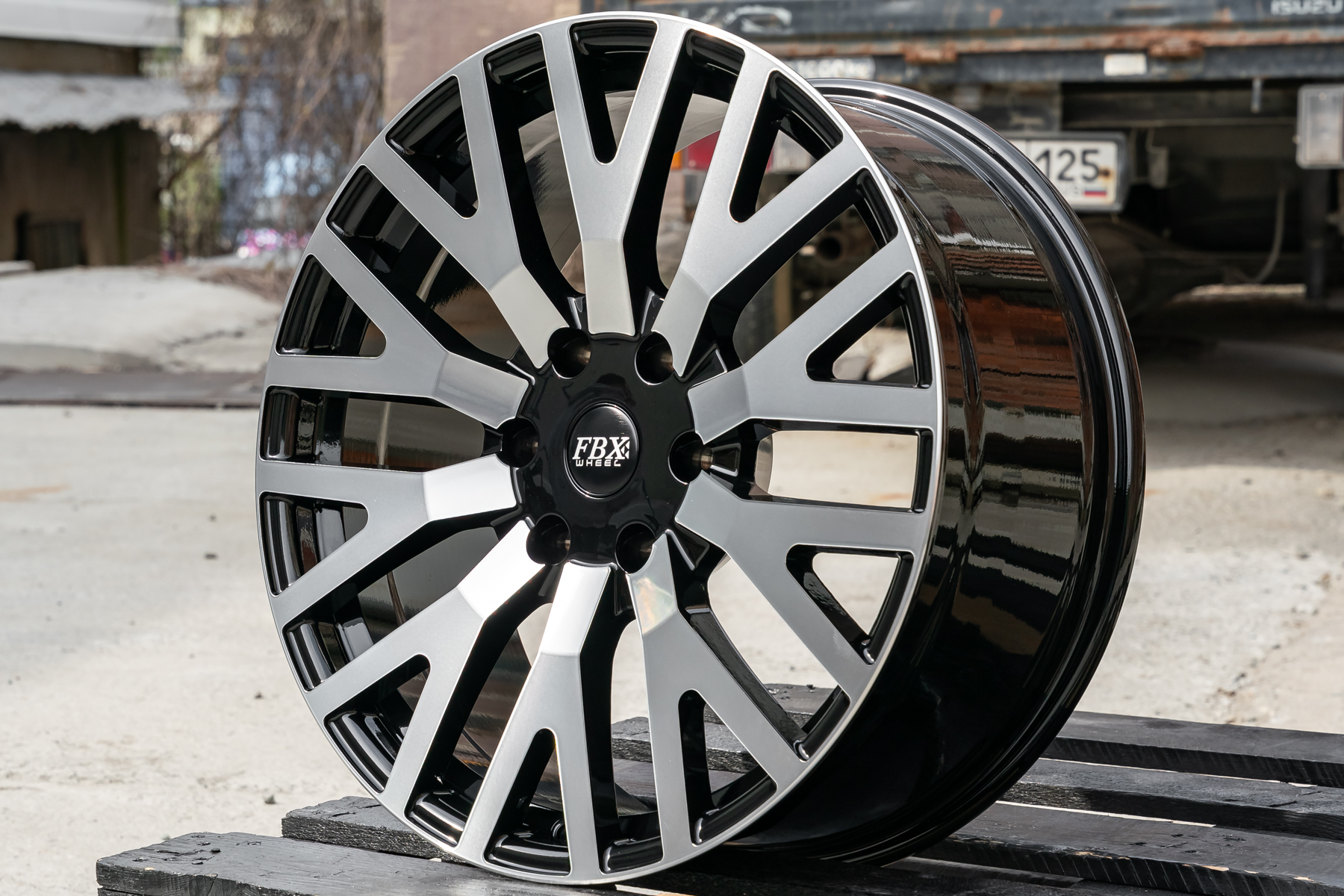 NEW! Комплект дисков FBX Kahn RS-2 R20 J8.5 ET+20 6*139.7 (R661)