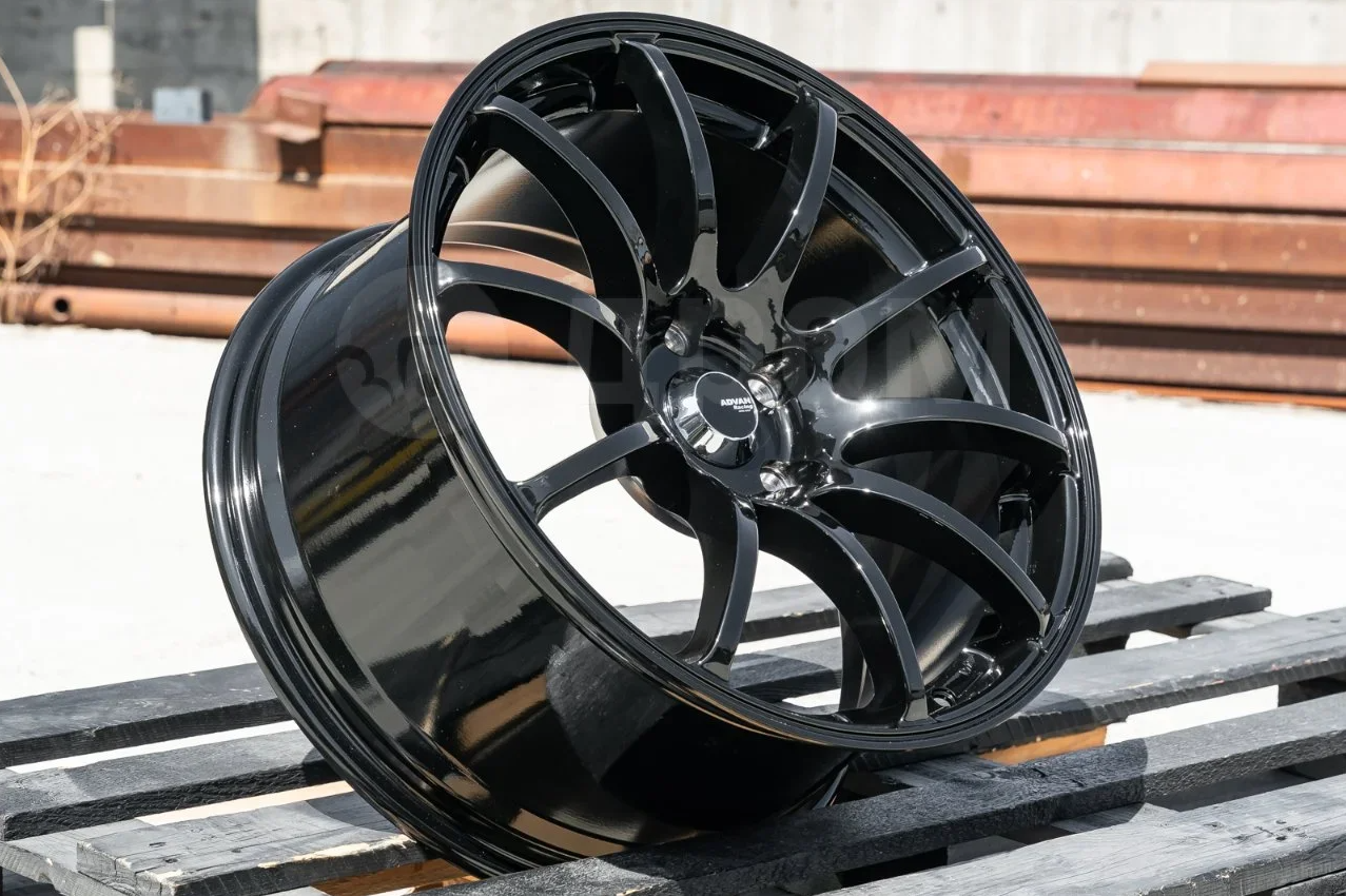 NEW! Комплект дисков Style Advan RS R18 9.0j ET35 5*114.3 (E077)