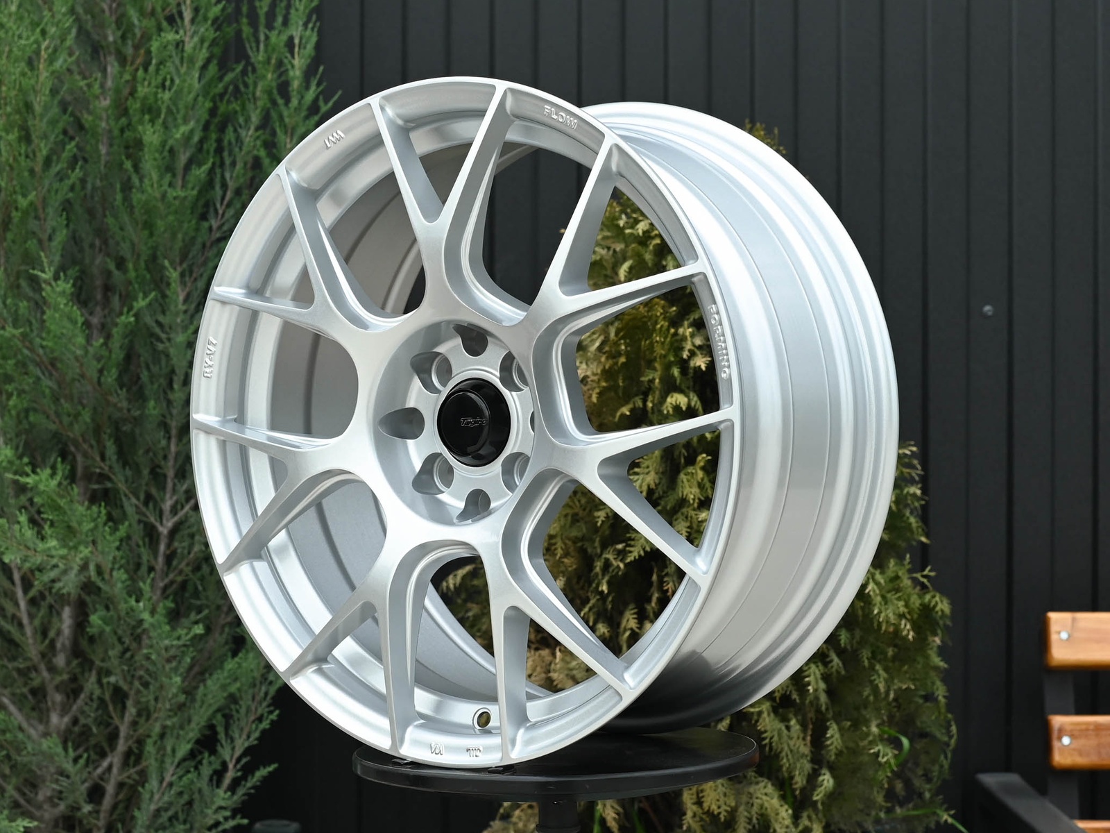 R17 Taigiro Spirit 7.5J ET40 4*100/114.3 Серебро