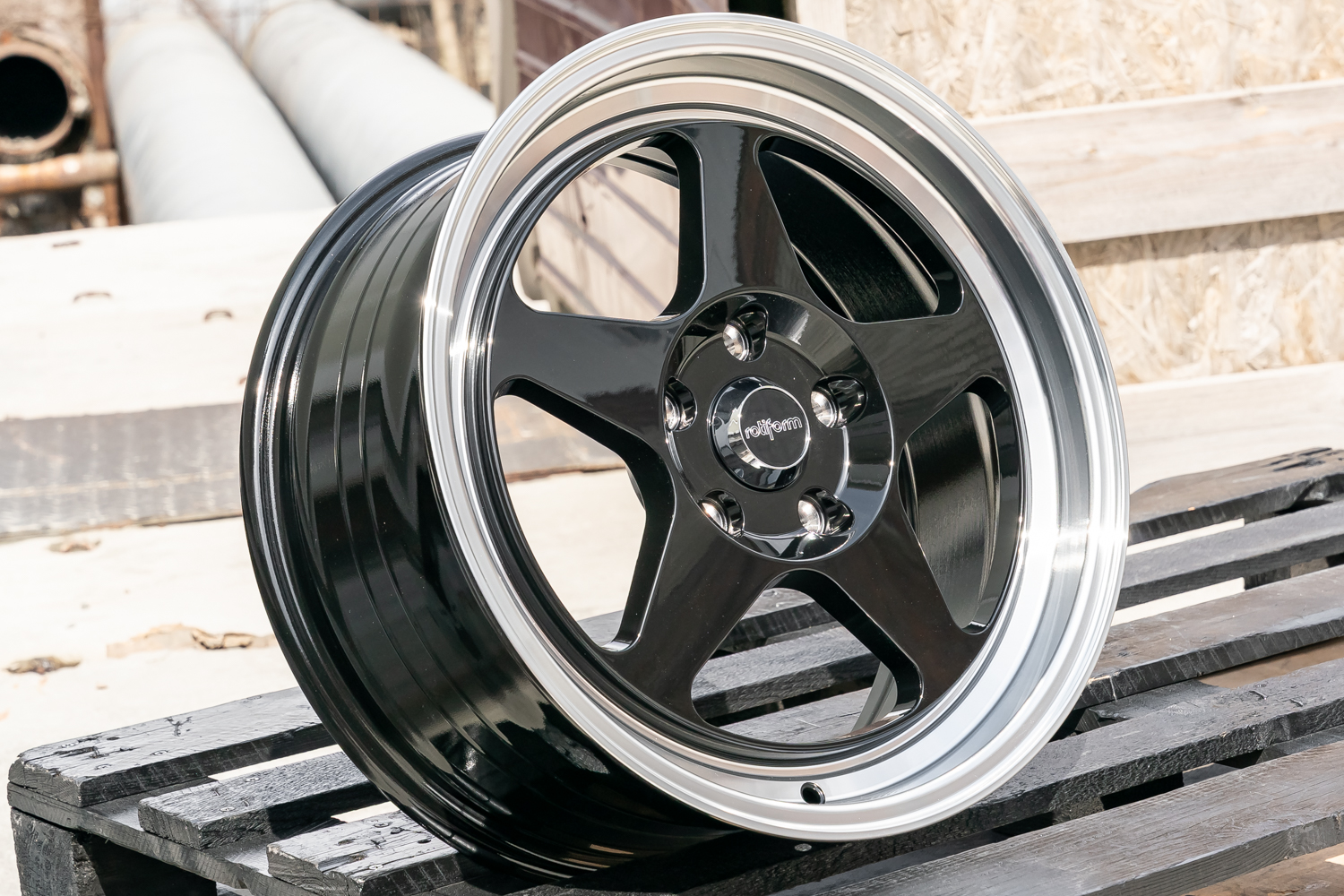NEW! Комплект дисков RGW 5037 R17 7.5j ET38 5*114.3 (T364) Rotiform