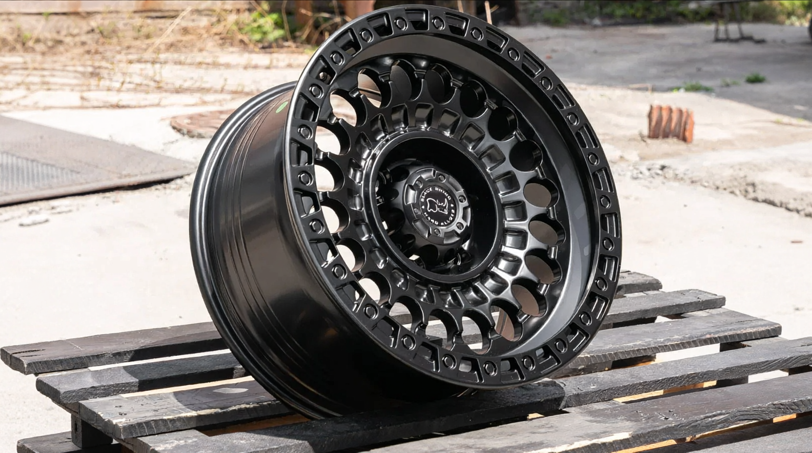 NEW! Комплект дисков FBX 391-8 R18 J9.0 ET+0 6*139.7 (R734) MLJ Black Rhino