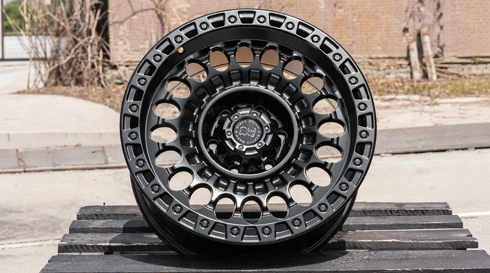 NEW! Комплект дисков FBX 391-8 R18 J9.0 ET+0 6*139.7 (R734) MLJ Black Rhino